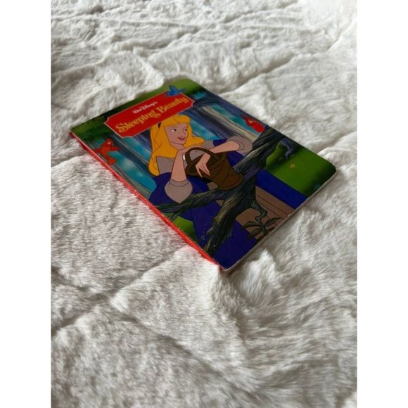 Toddler Girl Frozen Princess & Sleeping Beauty Board Books - Picture 6 of 10